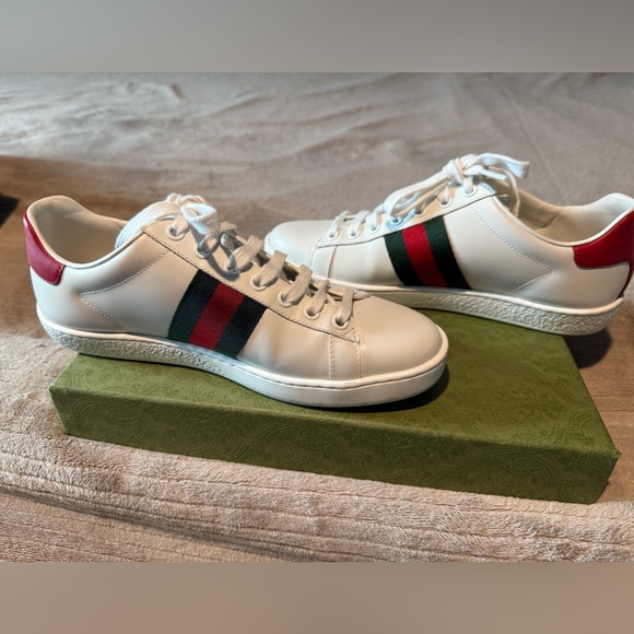 Gucci ace leather with cherry women’s sneaker - Picture 7 of 8